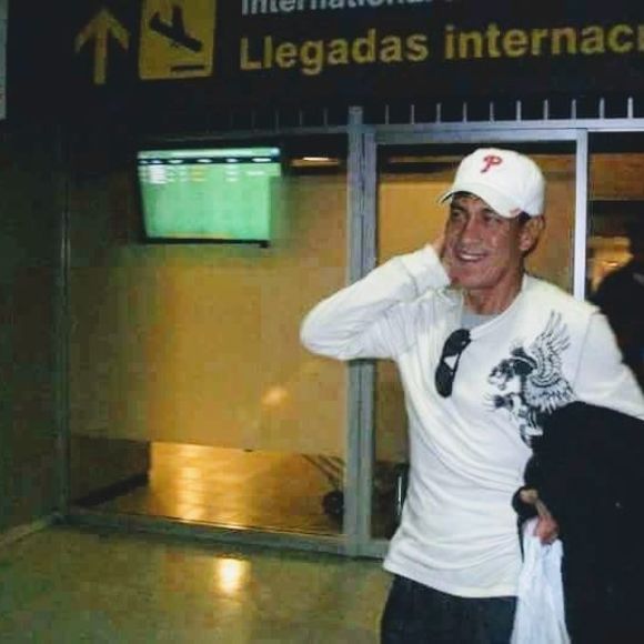 Meet your Posher, Rafael - Picture 1 of 1